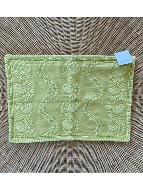 NEW Serena & Lily Fairhope Pillow Cover (14”x22”)-Citron Green
